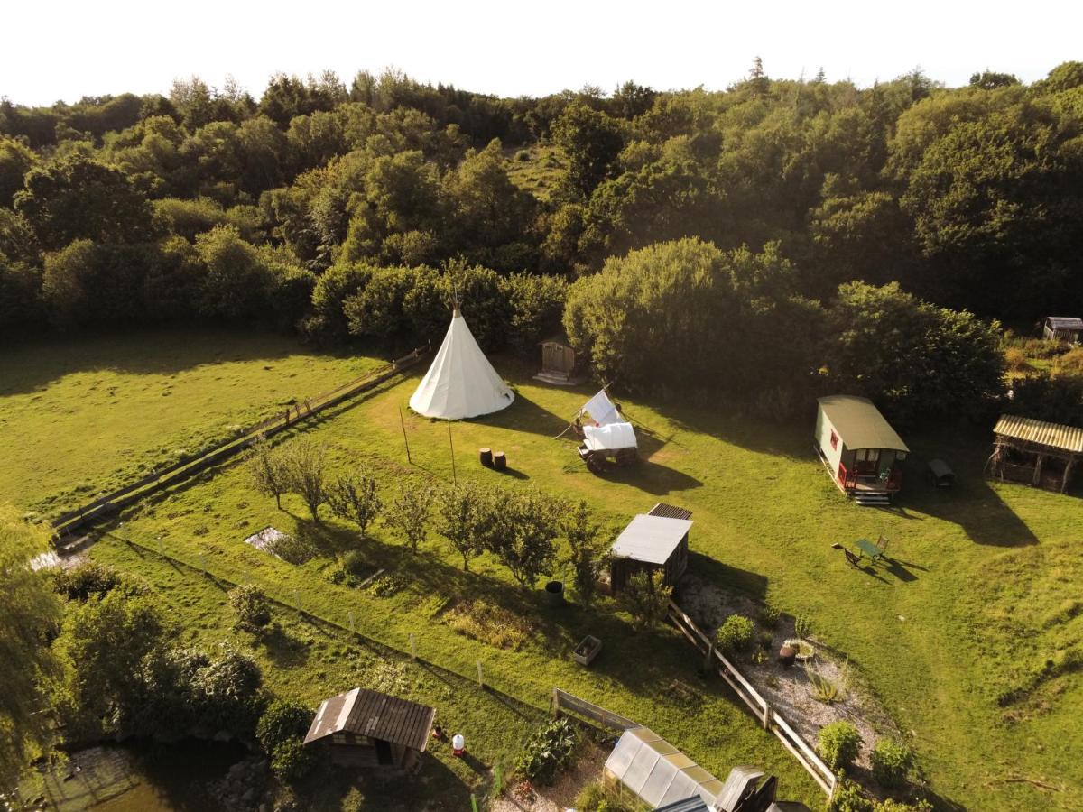 Le Tipi Du Phare Ouest Hotel Lannion Eksteriør billede